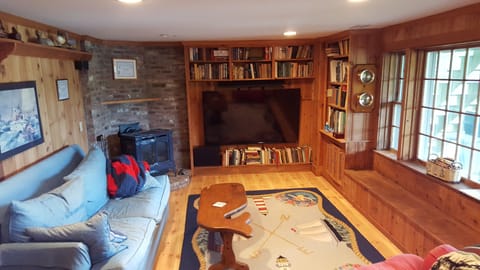 home theatre 75" TV with premium channels and hifi sound system