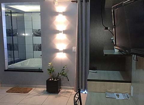 Deluxe Double Room | Minibar, free WiFi, bed sheets
