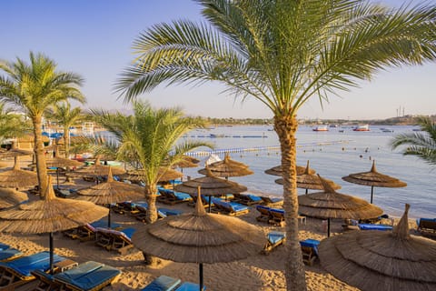 Private beach, sun loungers, beach umbrellas, beach towels