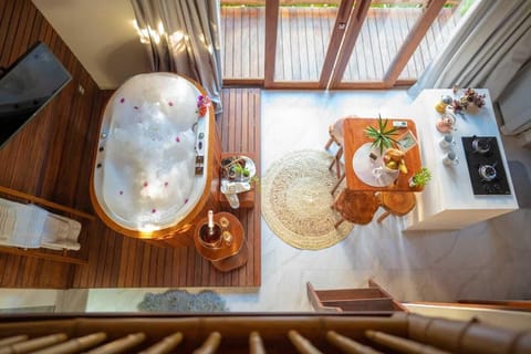 Deluxe Bungalow, 1 Bedroom | 2 bedrooms, desk, blackout drapes, soundproofing