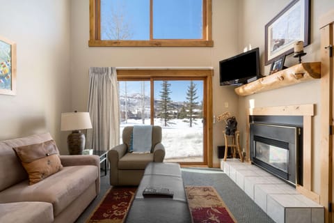Open Living Space with Natural Light