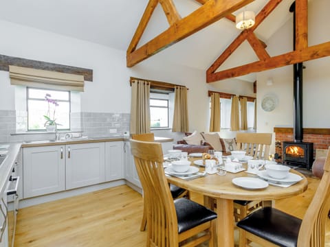 Charming kitchen/ dining area | The Chicken Coop - Hewelsfield Court, Hewelsfield, near Lydney