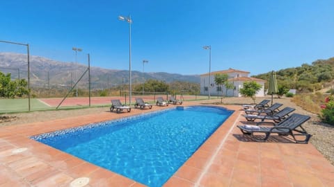 Villa Bandoleros Arenas by Ruralidays