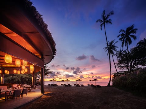 Beach bar