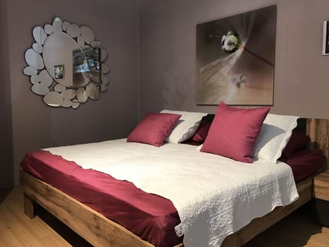 Family Apartment, Multiple Bedrooms | 3 bedrooms, in-room safe, iron/ironing board, free cribs/infant beds