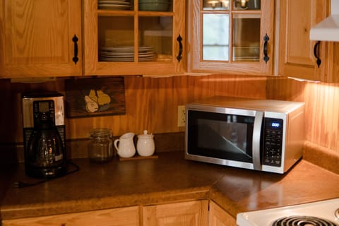 Coffee/creamer provided