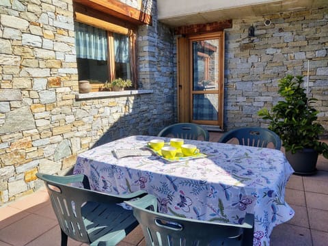 Table, Furniture, Property, Building, Plant, Window, Chair, Flowerpot, Azure, Houseplant