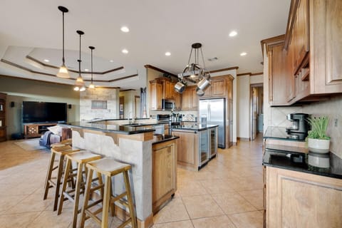 Open kitchen/living/dining area