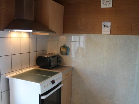 Apartment | Private kitchen | Highchair