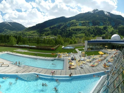 Chalet | Pool