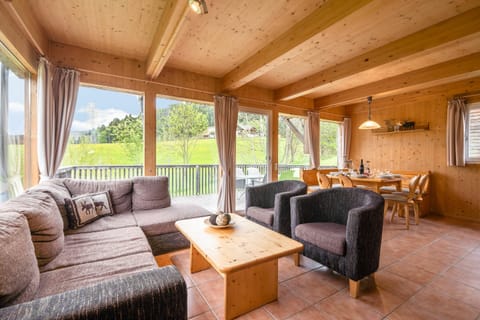Chalet | Living room