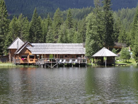 Chalet | Exterior