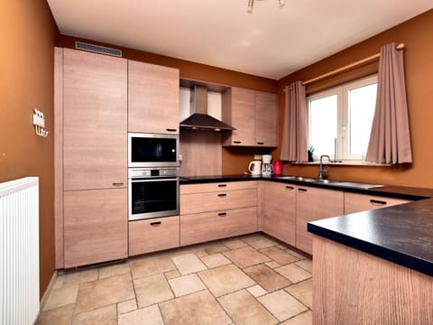 House | Private kitchen