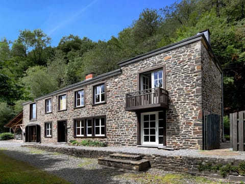 House | Exterior