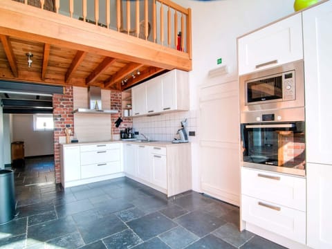 House | Private kitchen | Highchair