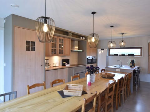 House | Private kitchen | Microwave, coffee/tea maker