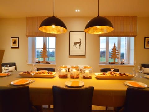 House | Dining
