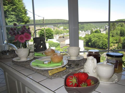 House | Private kitchen | Highchair