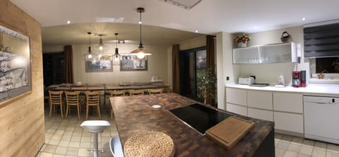 House | Private kitchen | Highchair