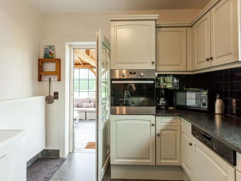 House | Private kitchen