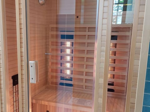 House | Bathroom