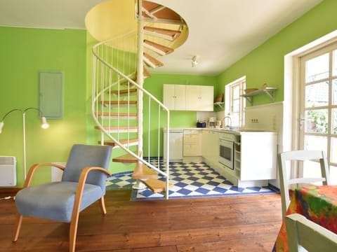 House | Private kitchen | Highchair