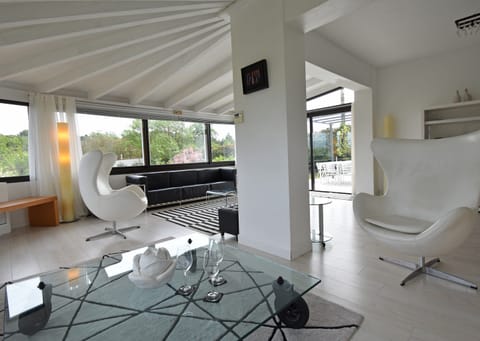 Villa | Living room