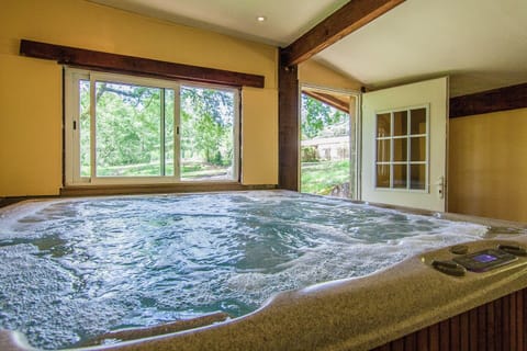 House | Spa treatment