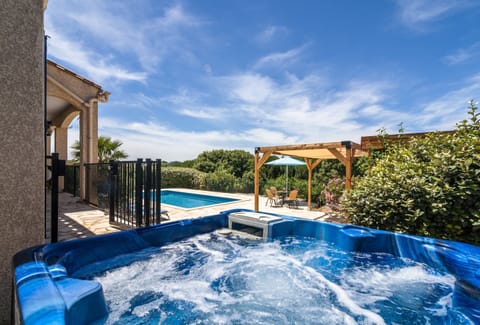 Villa | Pool | Indoor pool, outdoor pool