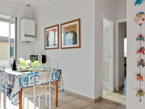 House | Dining