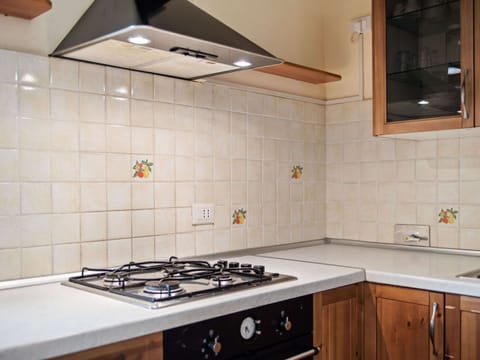 House | Private kitchen | Highchair, cookware/dishes/utensils