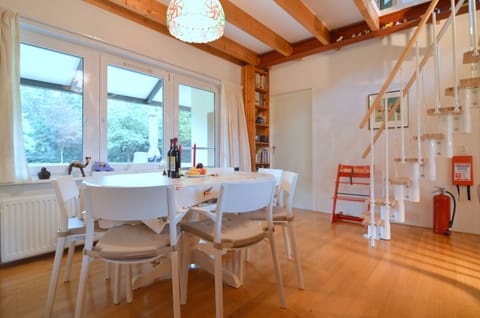 House | Dining