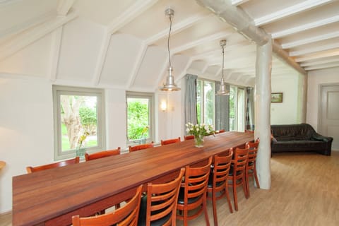 House | Dining