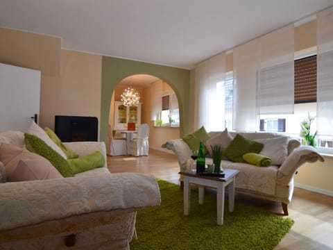 Apartment | Living area