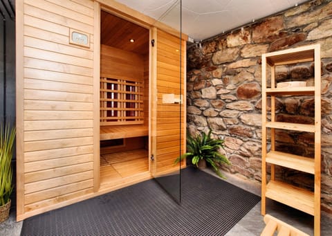 Cottage | Spa treatment