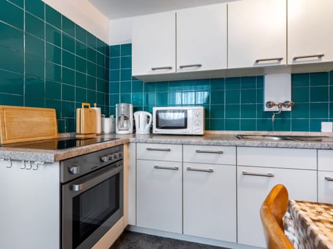 Apartment | Private kitchen | Highchair