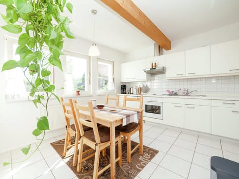 House | Dining