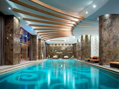 Outdoor pool, open 10:00 AM to 7:00 PM, sun loungers, lifeguards on site