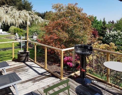 Cottage | Balcony