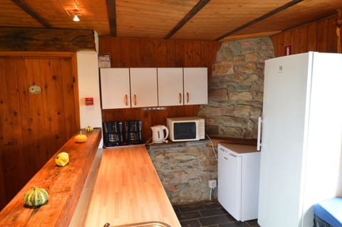 Cottage | Private kitchen | Highchair