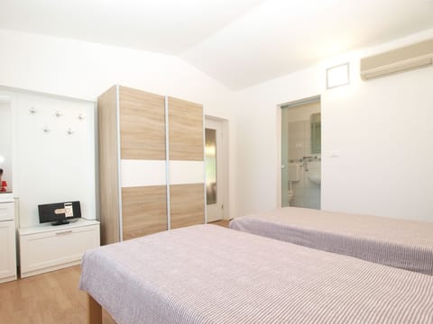Standard House, 1 Bedroom (23738) | 1 bedroom, free WiFi, bed sheets