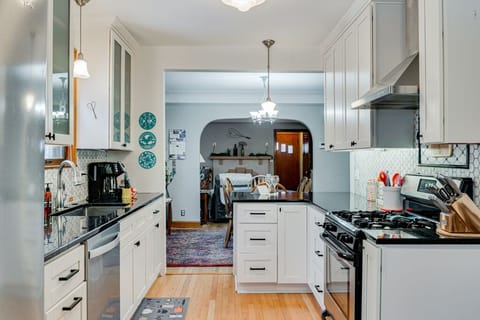 Welcome to Edina Escape!