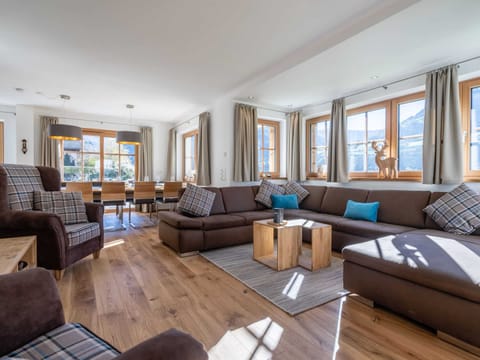 Chalet | Living area