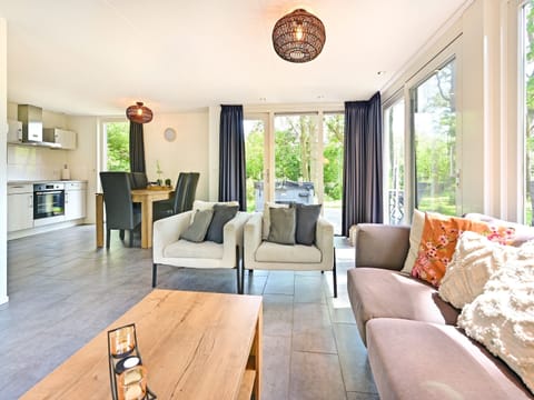 House | Living room