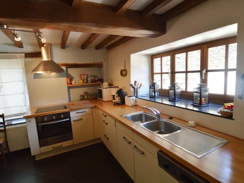 Cottage | Private kitchen | Stovetop