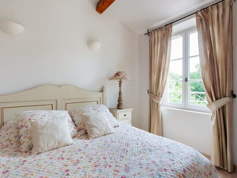 Villa | 4 bedrooms, individually furnished, bed sheets