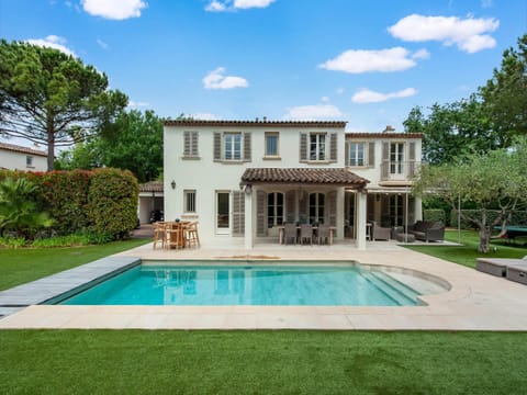 Villa | Pool | Indoor pool, outdoor pool