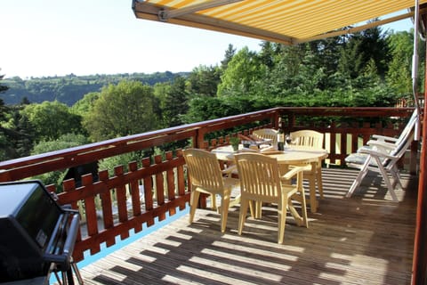 House | Balcony