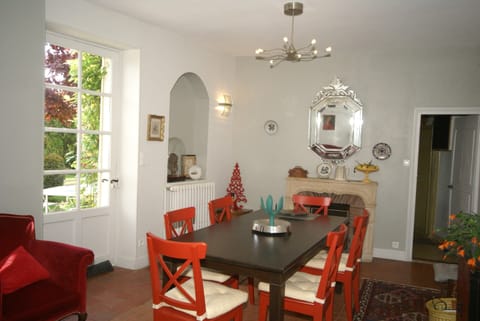 House | Dining