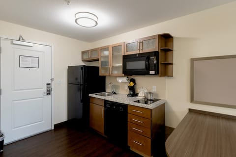 Individually furnished, desk, laptop workspace, blackout drapes